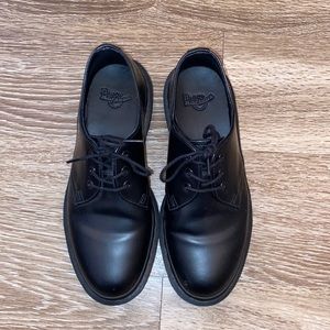 Dr. martens oxfords. Size 7.